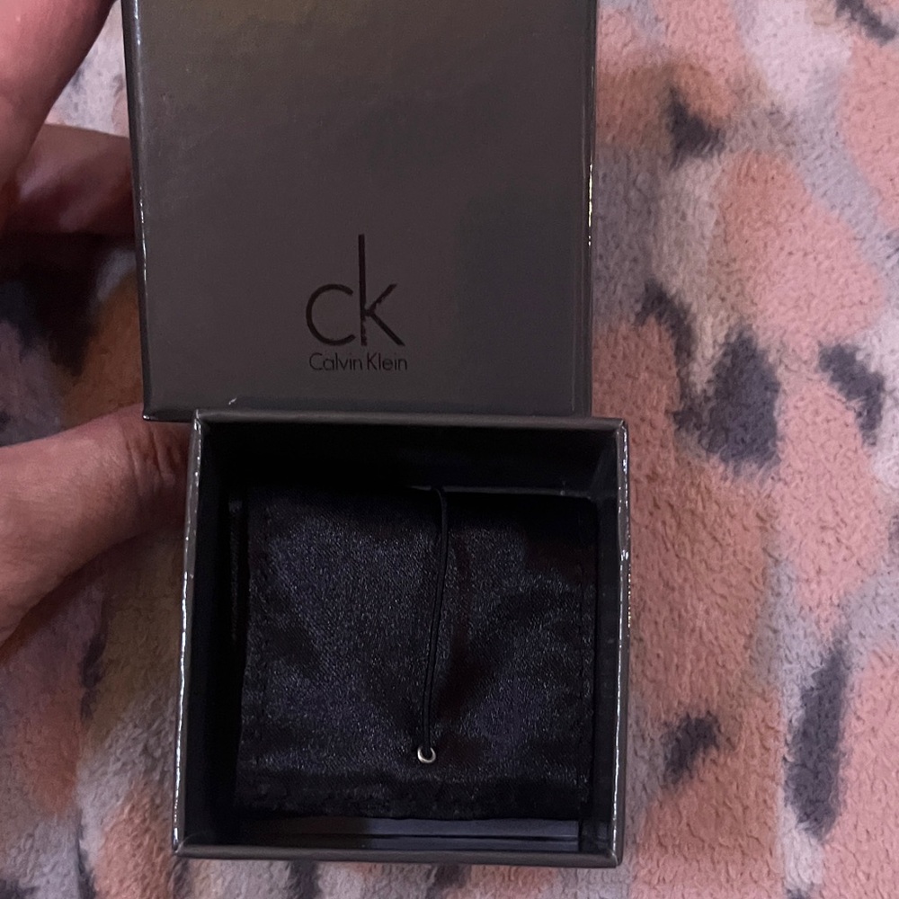 Calvin Klein ring 💍 - Picture 4 of 4